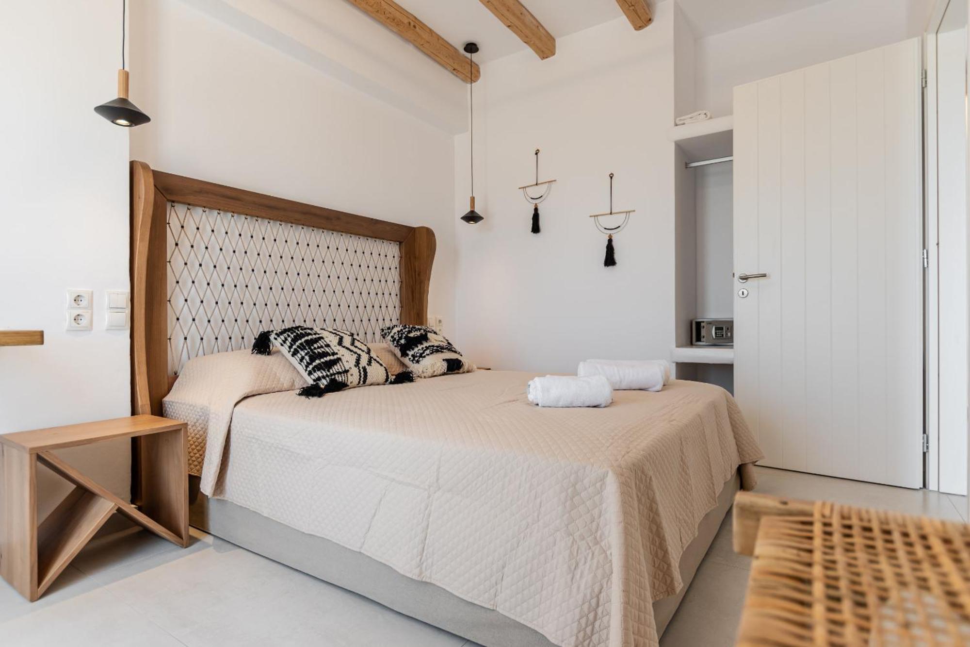 Birikos Hotel & Suites Агиос Прокопиос Екстериор снимка
