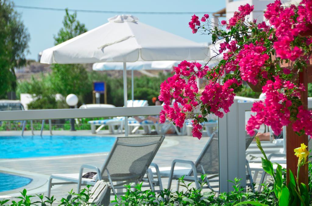 Birikos Hotel & Suites Агиос Прокопиос Екстериор снимка